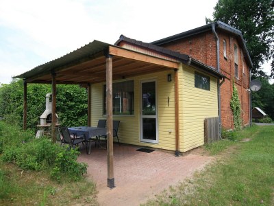 Holiday house Ferienhaus in Petersdorf mit schönem Garten - Outdoor photo 2