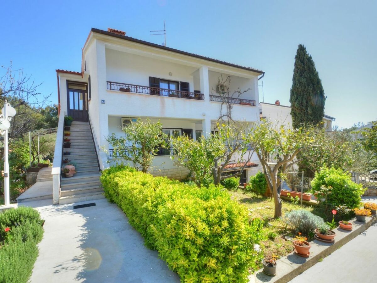 Apartment Rahela 3