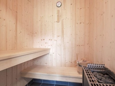 Holiday house 10 person holiday home in Großenbrode - Outdoor photo 12
