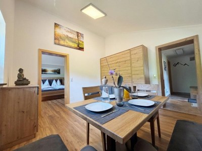 Cottage Sunny Alpine Apartment by the Slopes - Features photo 17