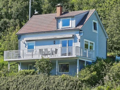 Holiday house 8 person holiday home in Sørbøvåg - Holiday house