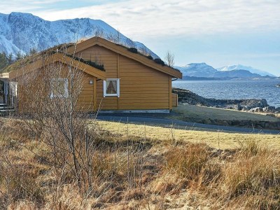 Holiday house 6 person holiday home in Aukra - Outdoor photo 3