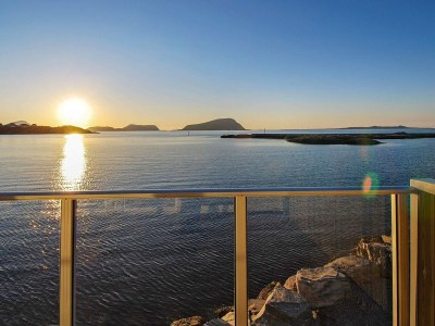 Holiday house 10 person holiday home in Brattvåg - Outdoor photo 5