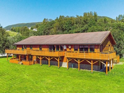 Apartment 5 Personen Ferienhaus in EIDSVÅG - Outdoor photo 14