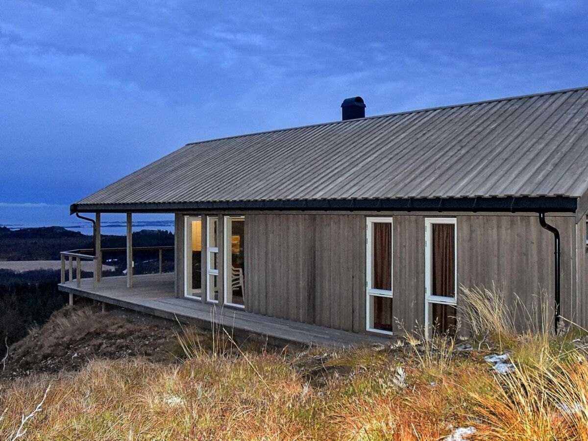Holiday house 6 person holiday home in Lyngstad - Outdoor photo 2