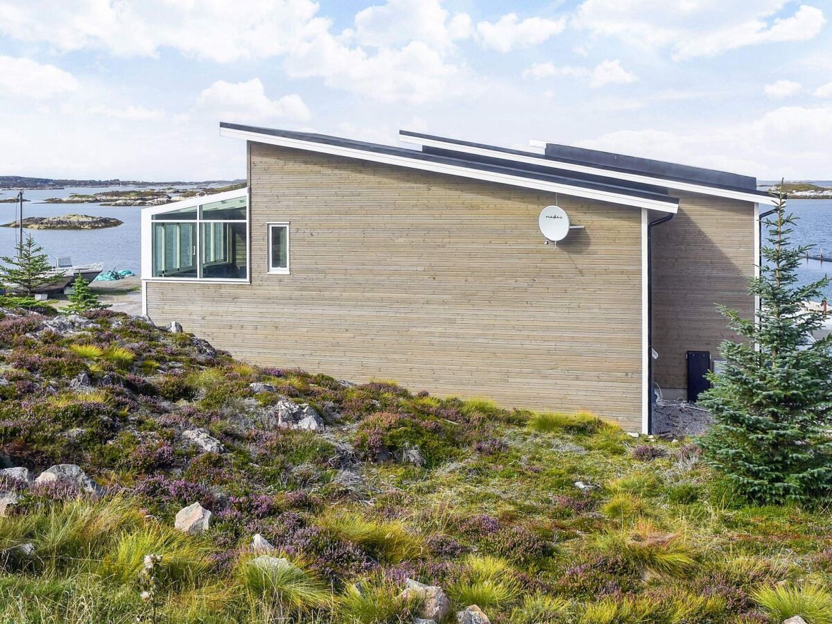 Holiday house 6 Personen Ferienhaus in Dyrvik - Outdoor photo 3