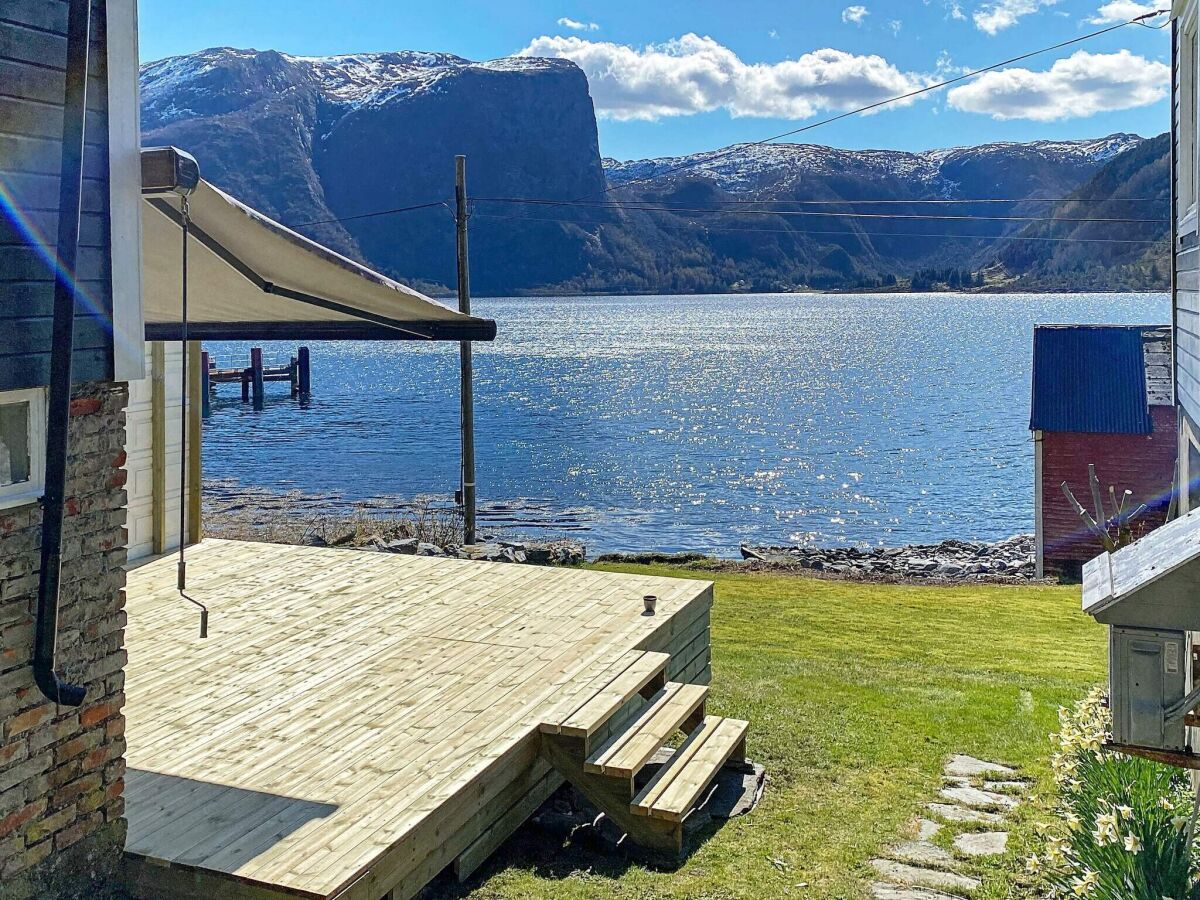 Holiday house 8 person holiday home in Barmen