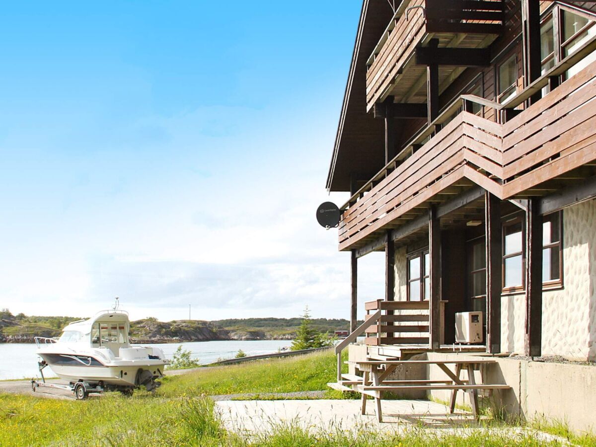 Holiday house 5 person holiday home in Selsøyvik - Outdoor photo 2