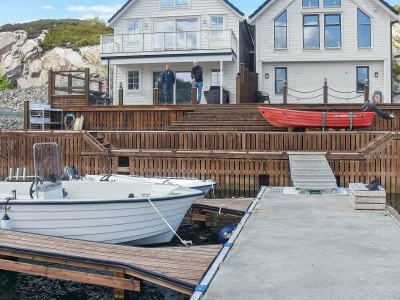 Holiday house 8 person holiday home in Urangsvåg-By Traum - Outdoor photo 4