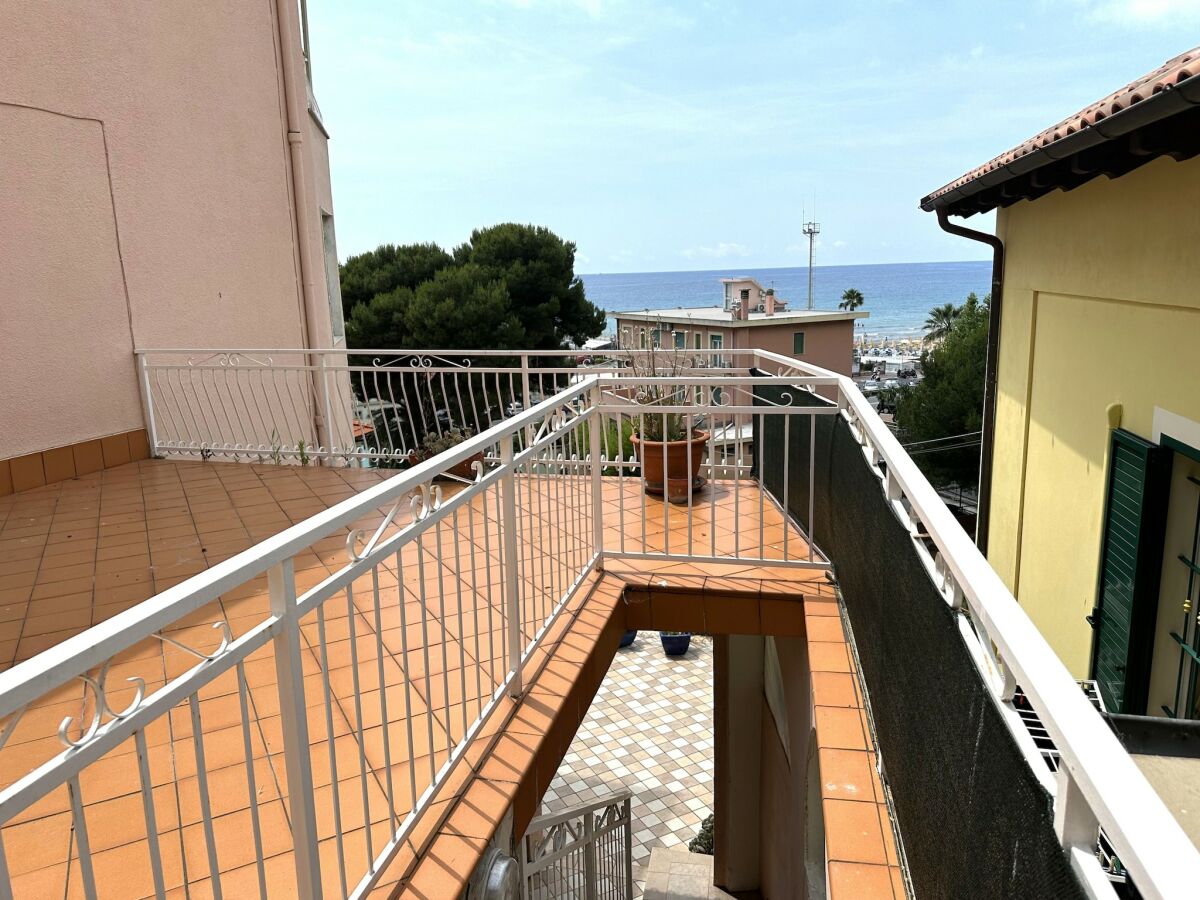 Apartment Apartment with sea view and air conditioning