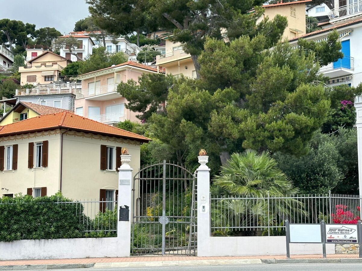 Apartment Apartment with sea view and air conditioning - Outdoor photo 4