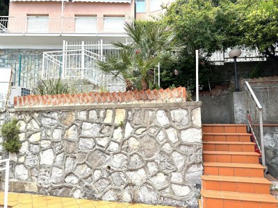 Apartment Apartment with sea view and air conditioning - Features photo 32