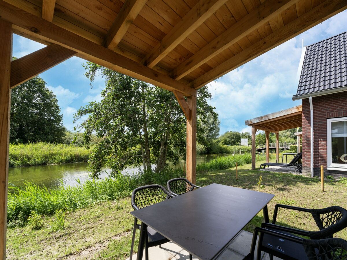 Holiday house Ferienhaus am Seeufer Simonshaven - Outdoor photo 4