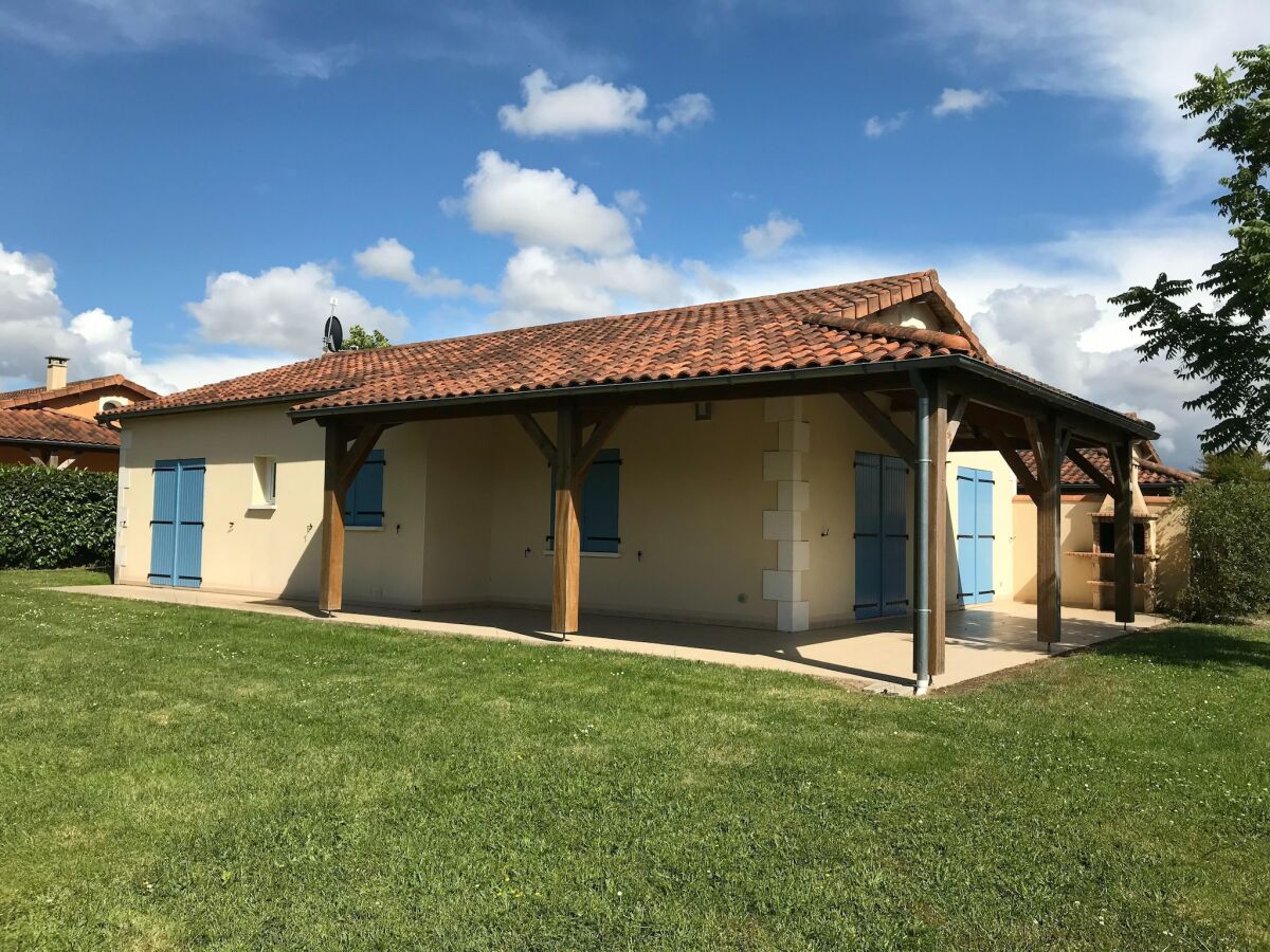 Holiday house Villa in Les Forges near Golf Course - Outdoor photo 4