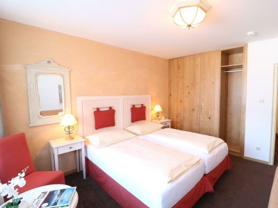 Holiday room Dreibettzimmer, Dusche, WC, Balkon - Features photo 19