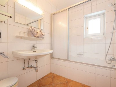Apartment Ferienhaus /4 Schlafräume/Bad, WC - Features photo 20