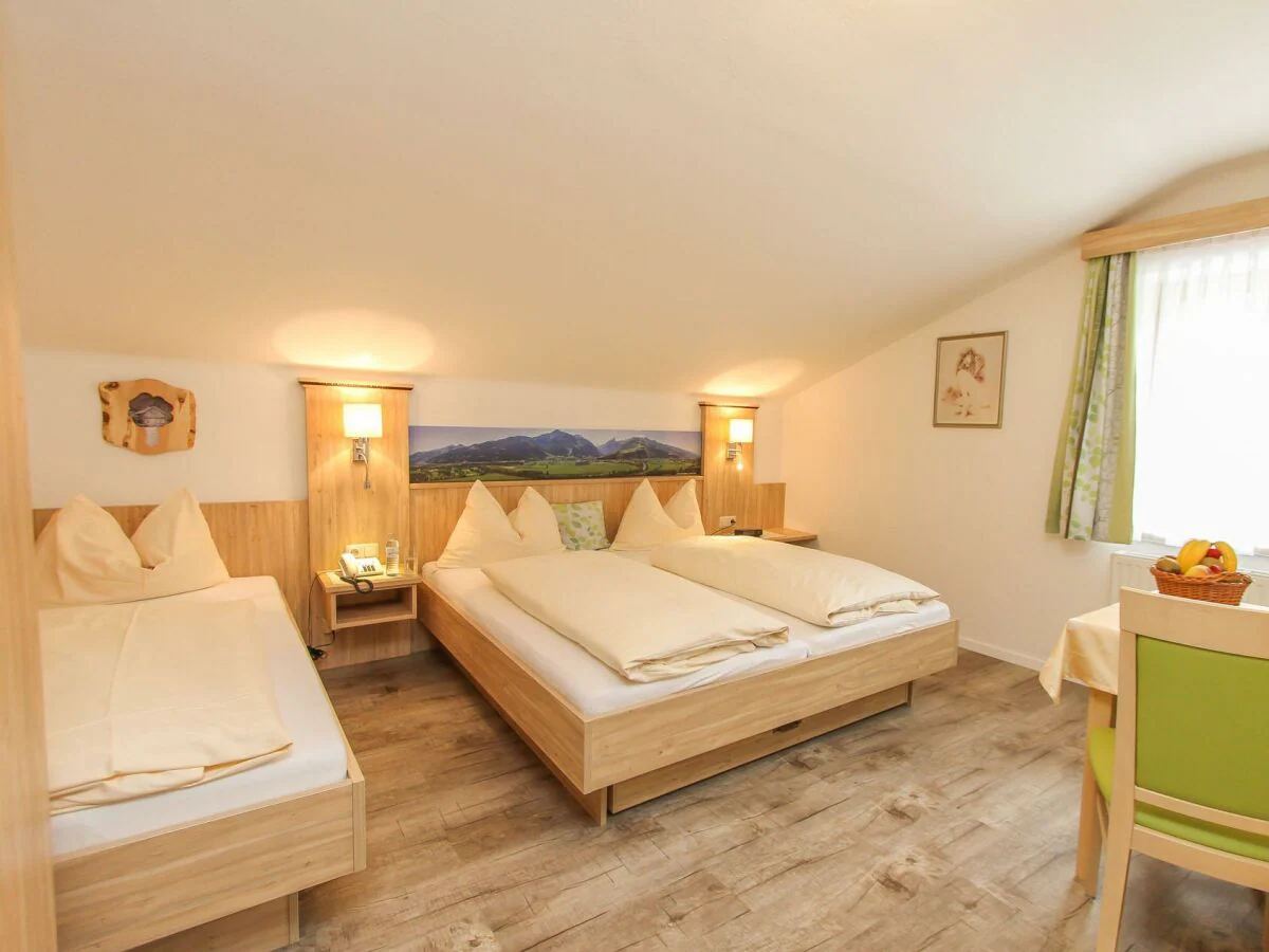 Holiday room Doppelzimmer mit Zustellbett