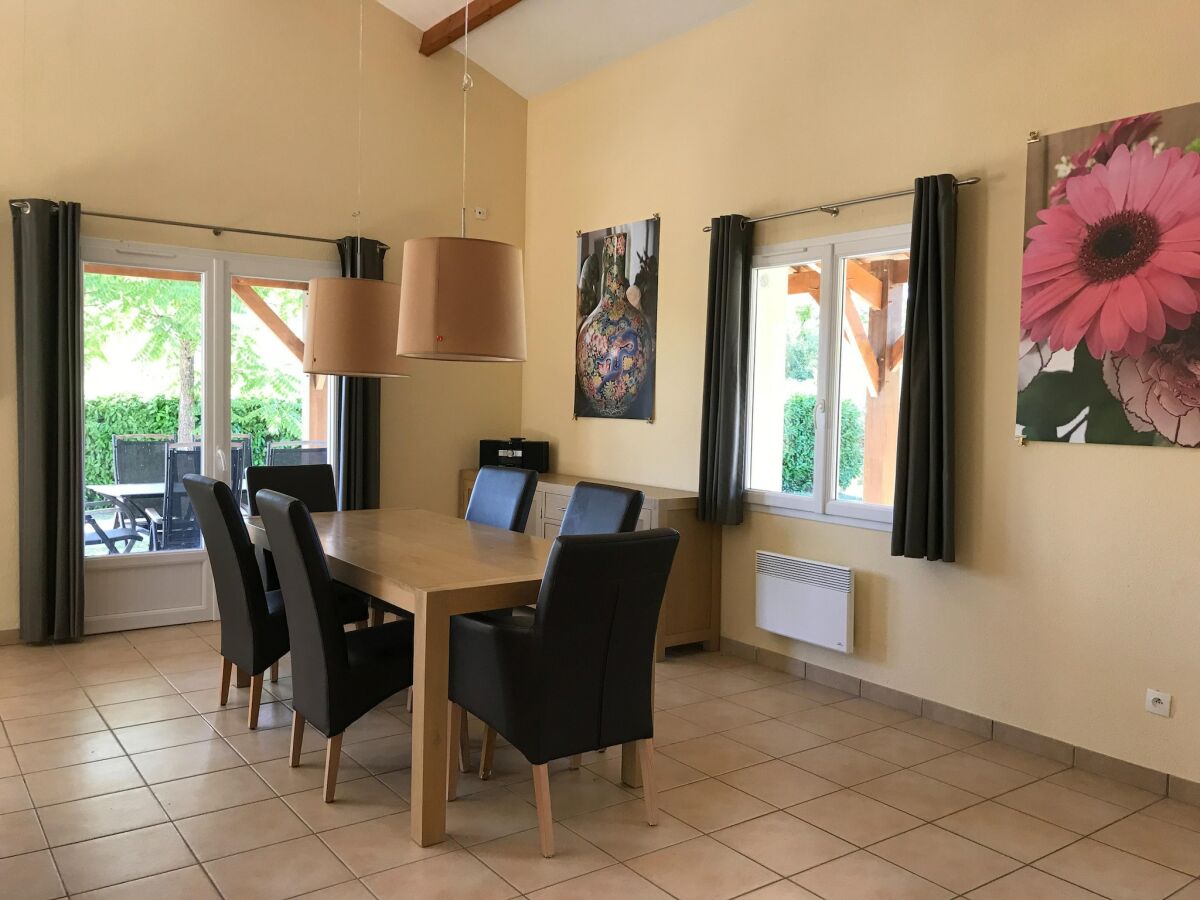 Holiday house Villa in Parthenay mit Whirlpool