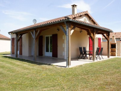 Holiday house Villa in Les Forges mit Pool und Zugang zum Golfplatz - Outdoor photo 8