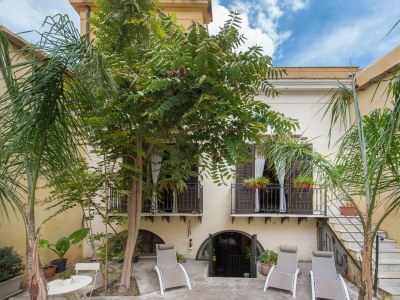 Holiday house Casa d’arte Ugdulena con terrazza e piscina - CM - Outdoor photo 7