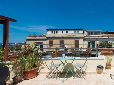Apartment Terrazza dei colori alla Kalsa in Palermo - Apartment