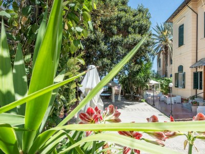 Holiday house Villa Liberty sul mare - Camera Magenta - CAV/CM - Outdoor photo 9