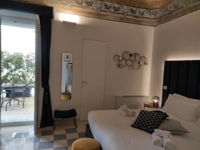Holiday house 1940 Luxury Accommodations - 3 Suite Zaffiro CAV - Features photo 9
