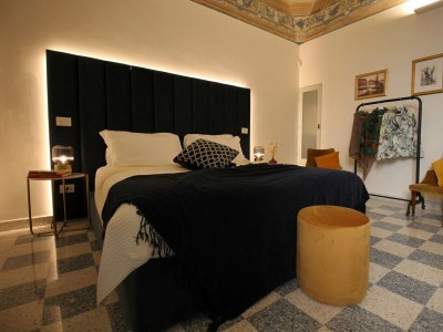 Holiday house 1940 Luxury Accommodations - 3 Suite Zaffiro CAV - Features photo 11