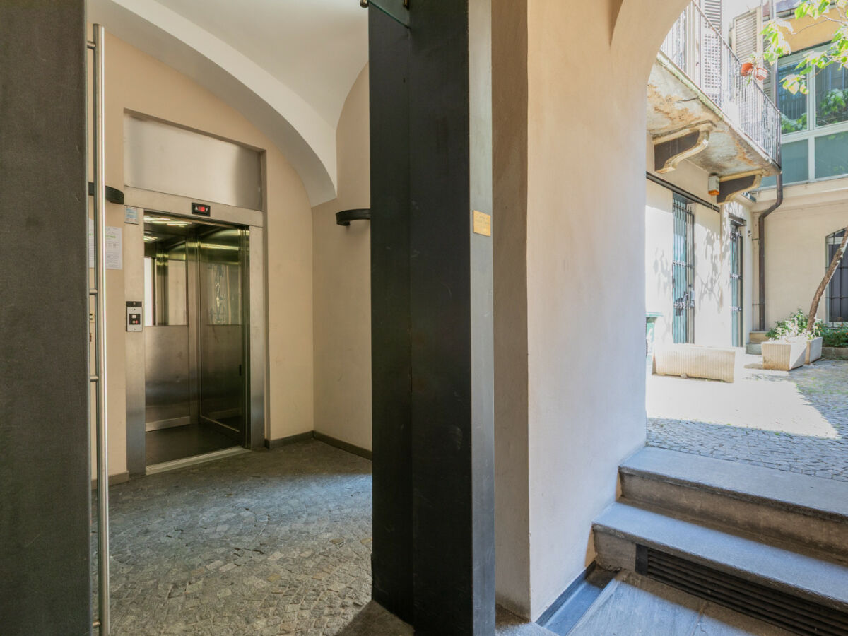 Apartment Barbaroux 8 - Barbaroux Duplex al Quadrilatero - Outdoor photo 4