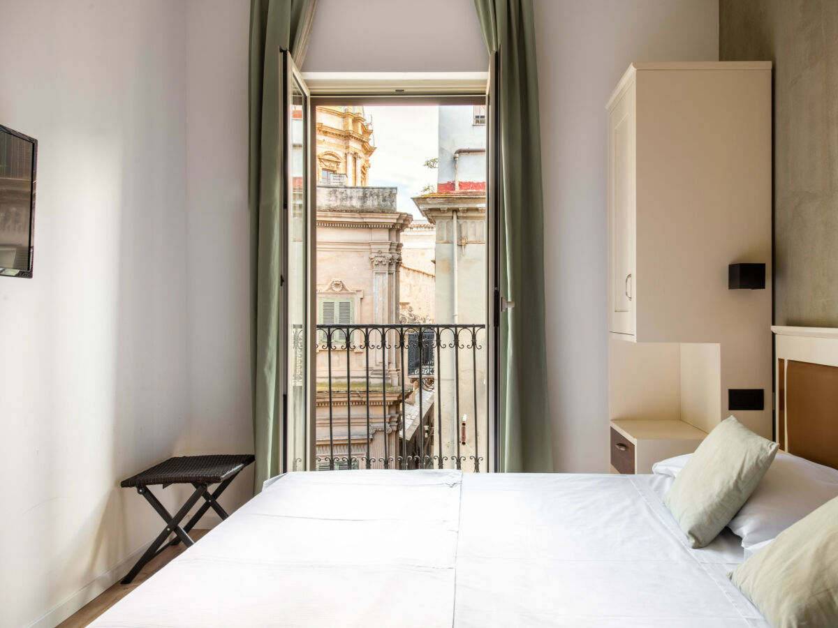 Holiday house Villena Plaza - La Kalsa QR 3 - Locazione BK - Features photo 4