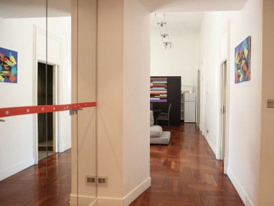 Apartment Elegant Apartment at Chiaia - Features photo 21