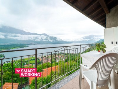 Apartment Un Balcone sul Lago in Montemezzo - Apartment