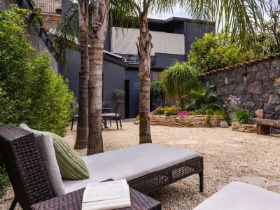 Apartment Leone Apartment with Garden - Environment photo 23