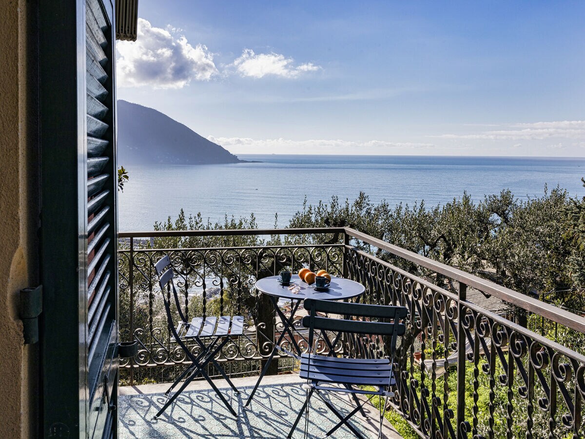 Apartment Seaview Apartment with Garden in Recco