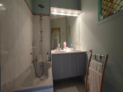 Holiday house Geräumiges Ferienhaus mit privatem Pool und Park - Features photo 31