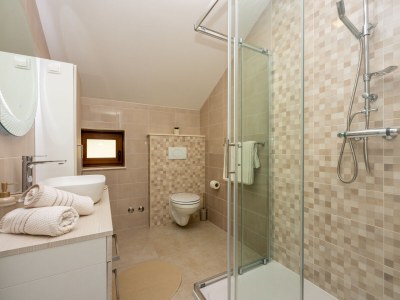 Villa Antani with heated pool, sauna & jacuzzi - Features photo 36