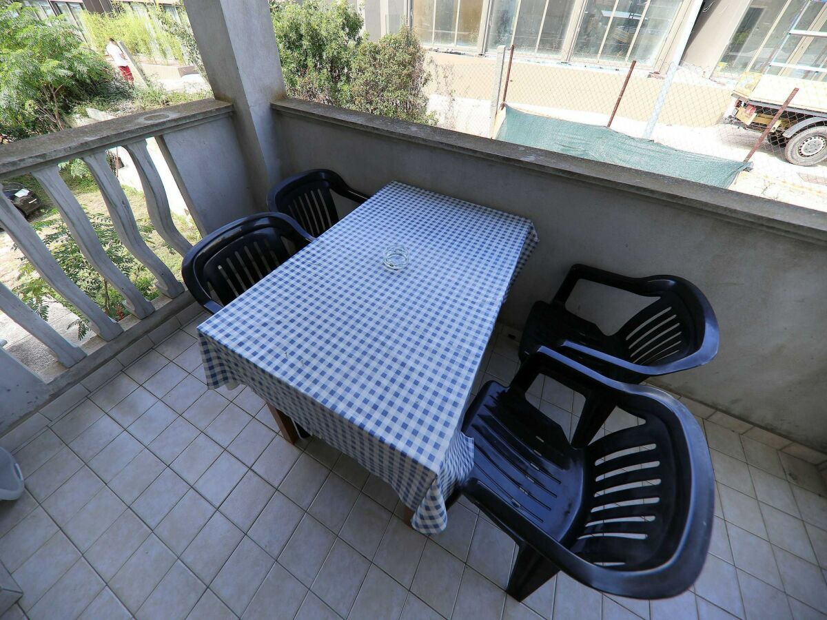 Apartment Apartments Melita - Superior Two Bedroom Apartment with Balcony and Sea View (A4) - Outdoor photo 3