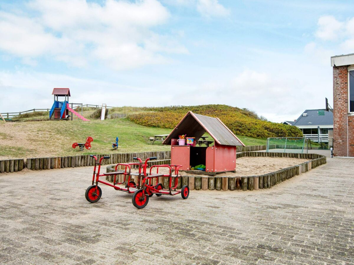 Holiday park 2 person holiday home in Ringkøbing - Outdoor photo 5