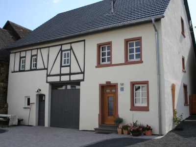 Holiday apartment Bauernhaus in der Bachstraße - Outdoor photo 2