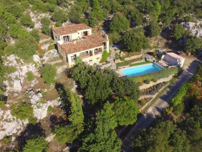 Villa Villa in Tourtour with Swimming Pool - Outdoor photo 18