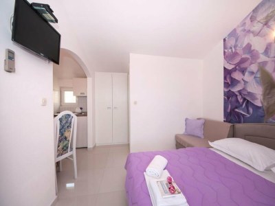 Apartment Apartments Villa Angela - Studio Apartment with Terrace and Sea View (Angela) - Outdoor photo 9