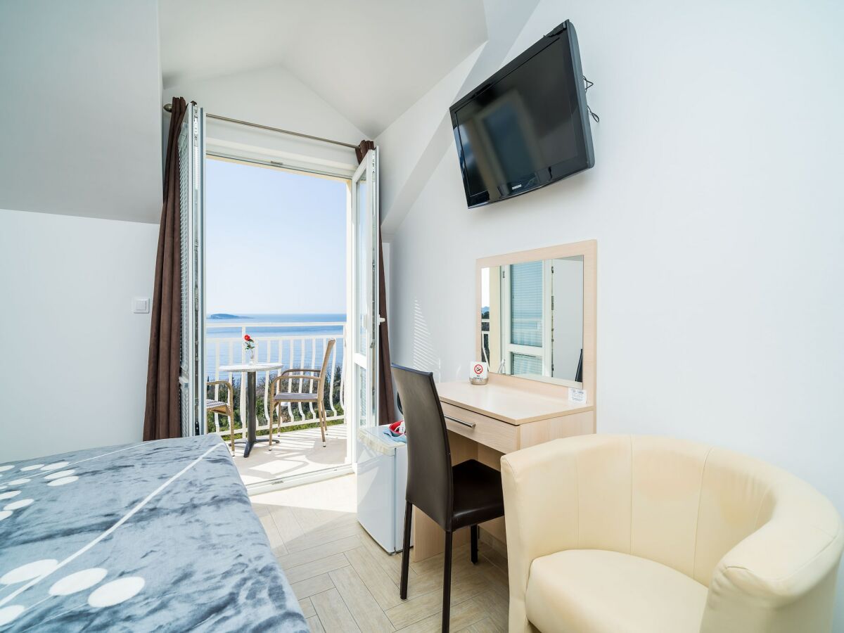 Apartment Villa Samba - Double Room with Balcony and Sea View - gasi se - Features photo 4
