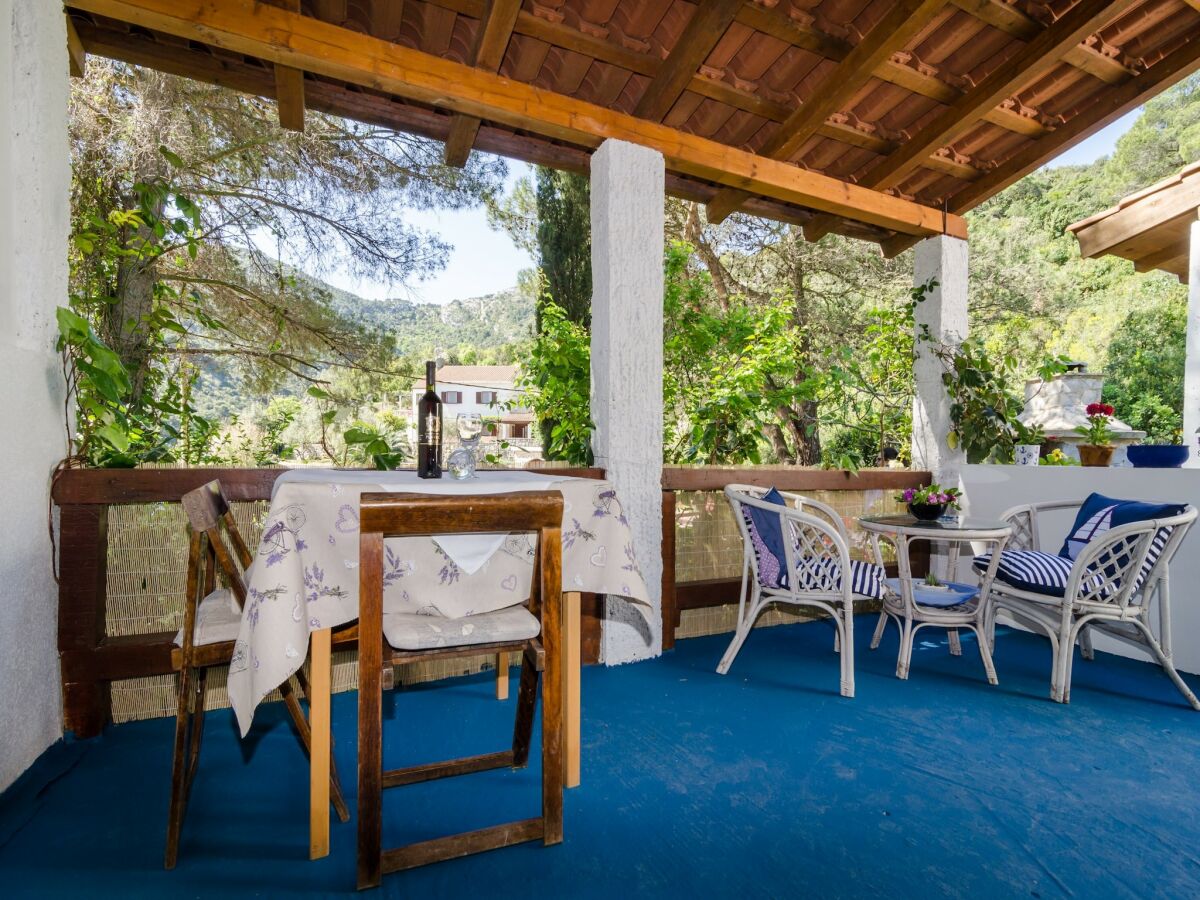 Apartment Apartments Vera - One-Bedroom Apartment with Terrace and Sea View (Rea)