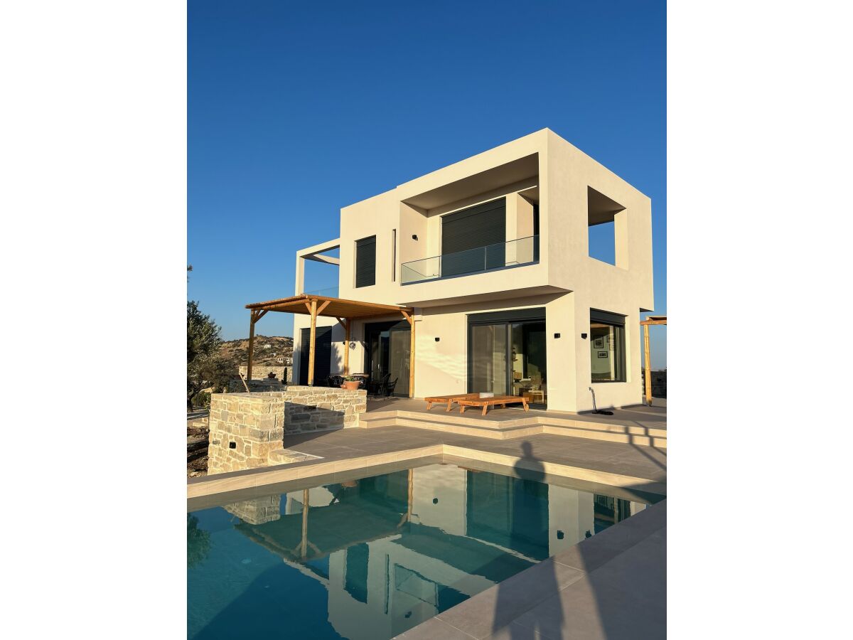 Villa Aphaia