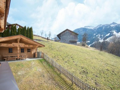Chalet Chalet in Zell am Ziller near Ski Lift - Outdoor photo 5