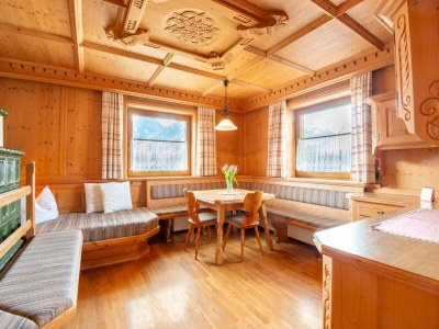 Chalet Chalet in Zell am Ziller near Ski Lift - Features photo 29