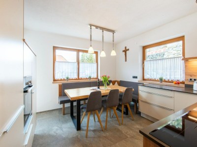 Chalet Chalet in Zell am Ziller near Ski Lift - Features photo 31