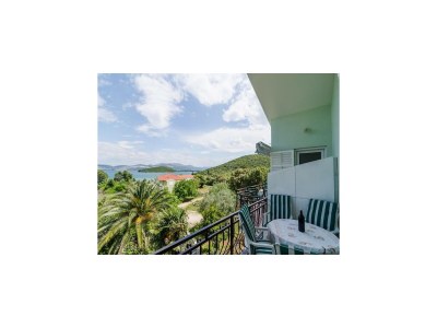 Apartment Apartments Sutvid- One Bedroom Apartment with Loggia and Sea View in Drace - Apartment