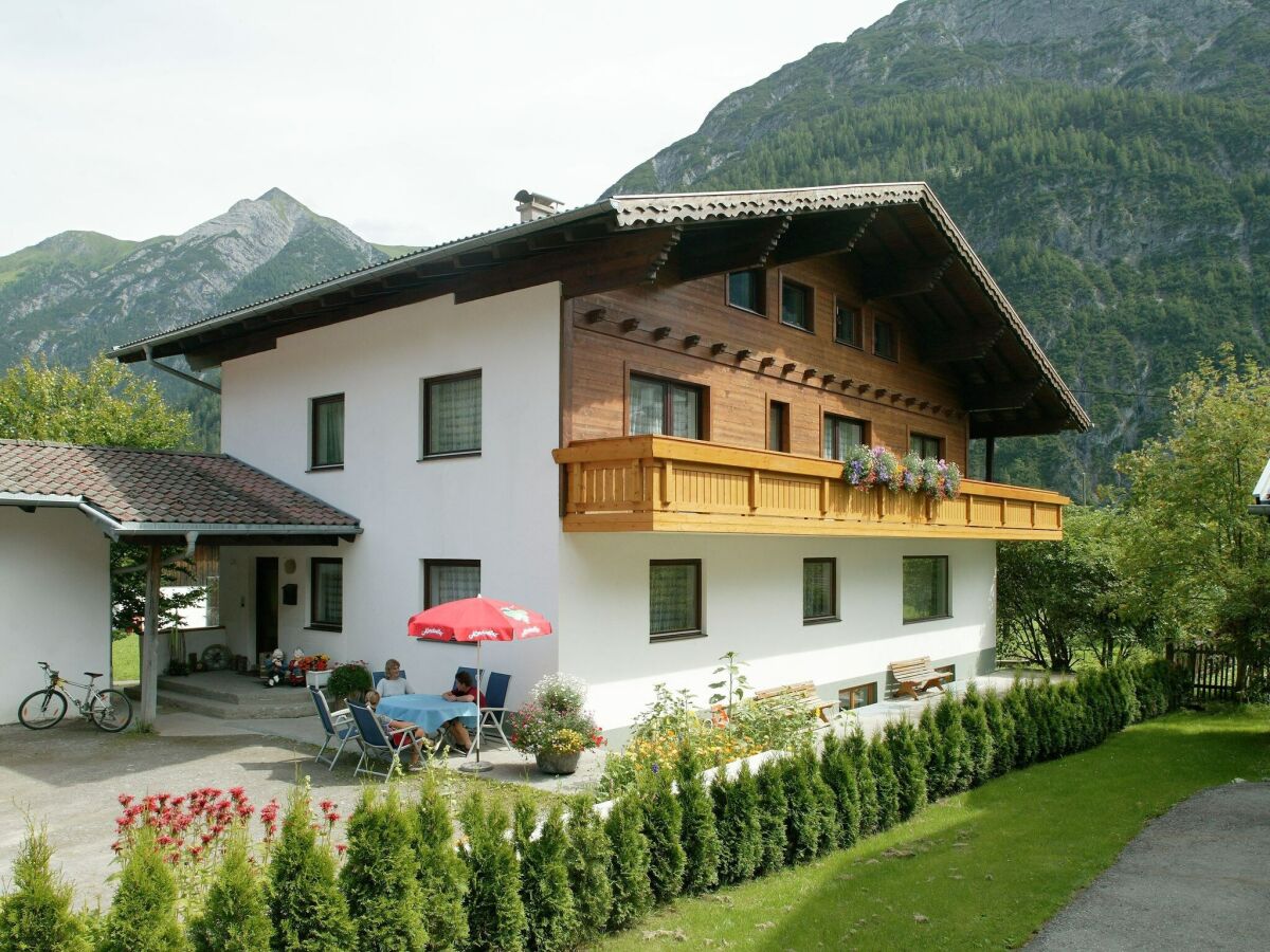 Holiday house Holiday Home in Holzgau near Snowworld Ski Area
