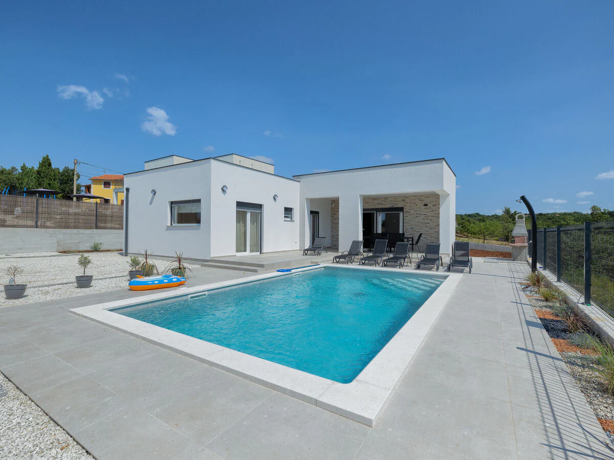 Villa Villa Leny